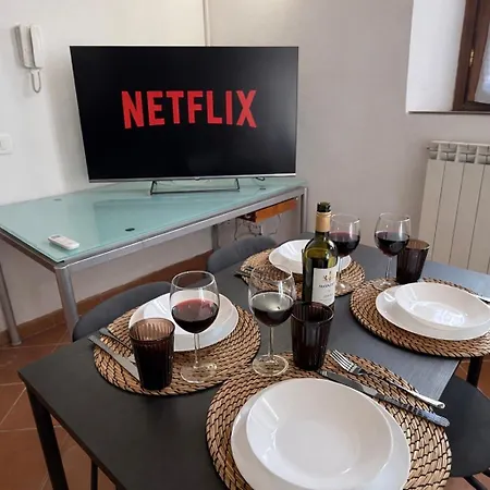 Oasis Apartment, Vasca Idromassaggio E Parcheggio *