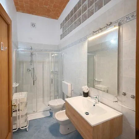 Oasis Apartment, Vasca Idromassaggio E Parcheggio 아파트